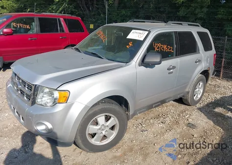 2012 Ford Escape Xlt z USA, uszkodzony, nr VIN 1FMCU0D71CKC63191